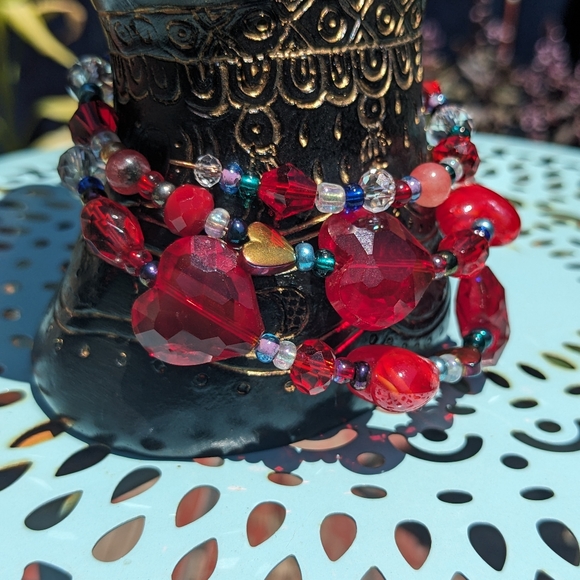 Red Hearts & Hematite Beads Bracelet Crystals Glass Beads Handmade Artisan Bling - Picture 11 of 12